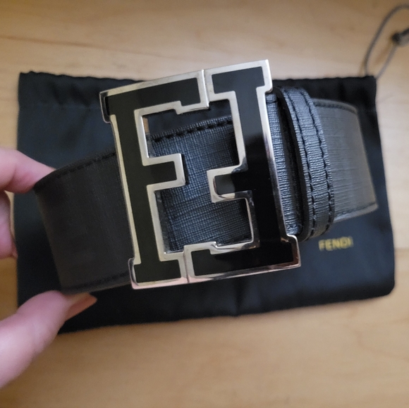 Meet your Posher, TaxladyMichelle - Picture 4 of 7